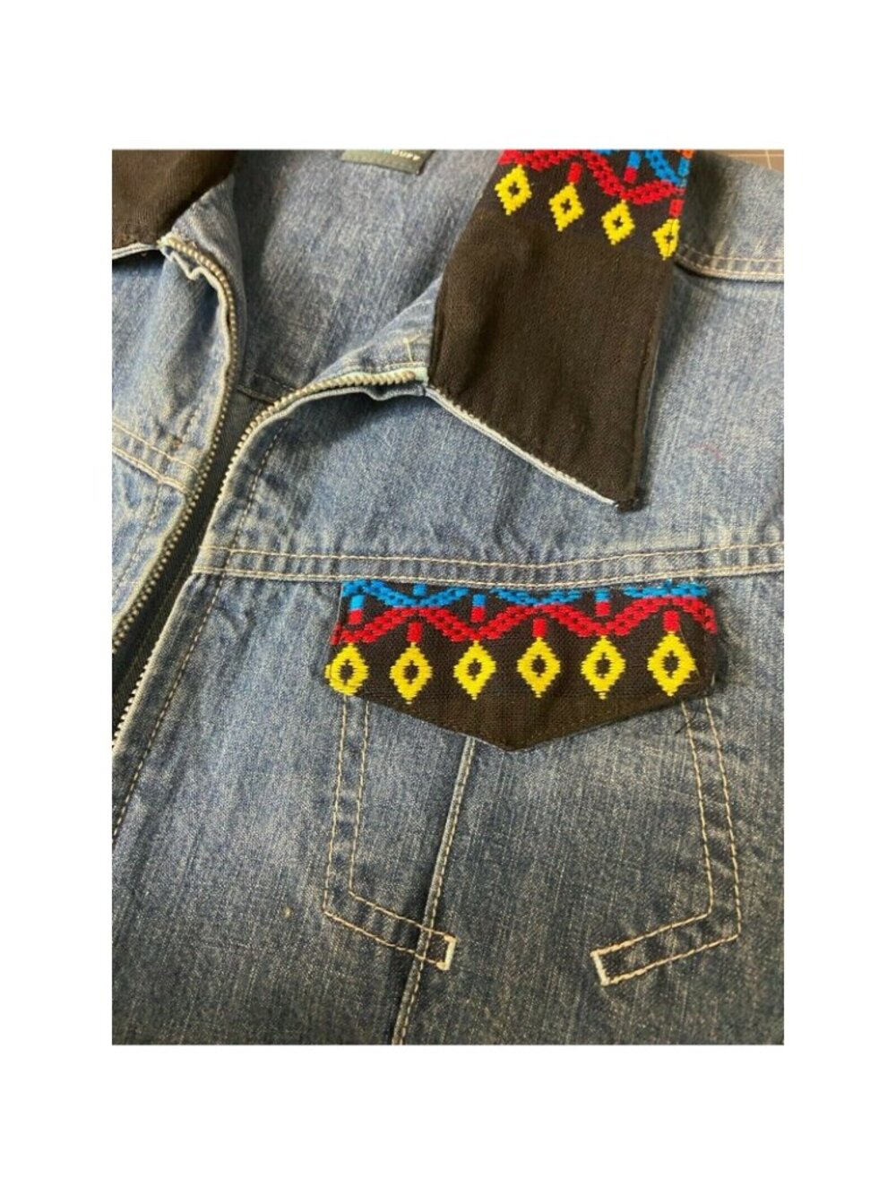 French Cuff Women's Denim Jacket Embroidery Design Sz M/L ? Native Tribal ~~ - Picture 4 of 7